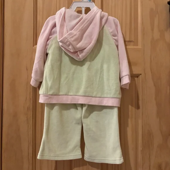 Sweet Baby Girls BUNDLE of 2 Matching Velour Zip Sets, 4 Pieces Total! 12 Months - Picture 3 of 12